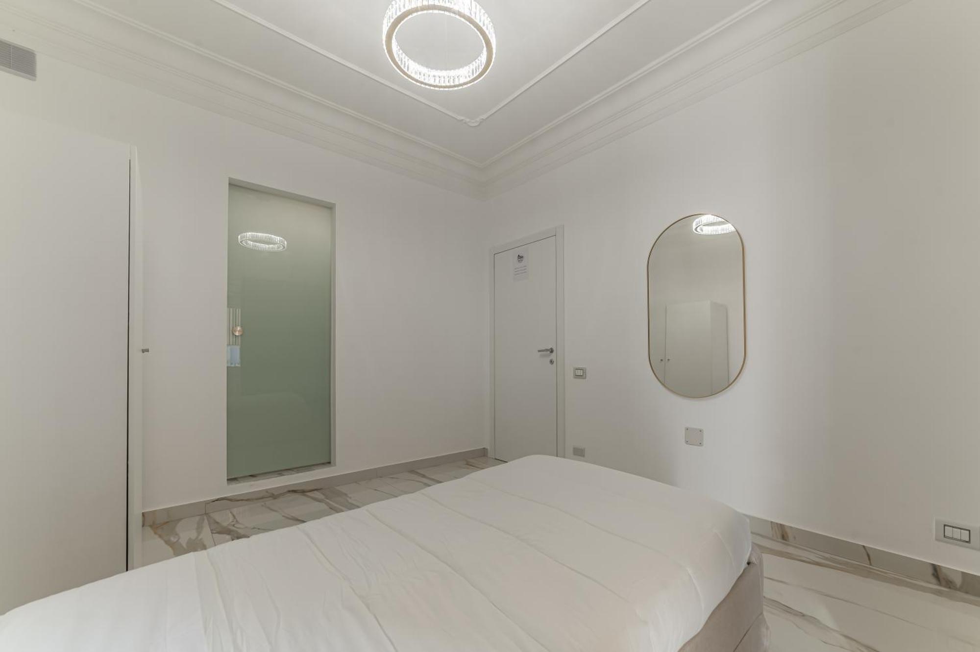 Apartment New - Elegant, Modern With Terrace Rom